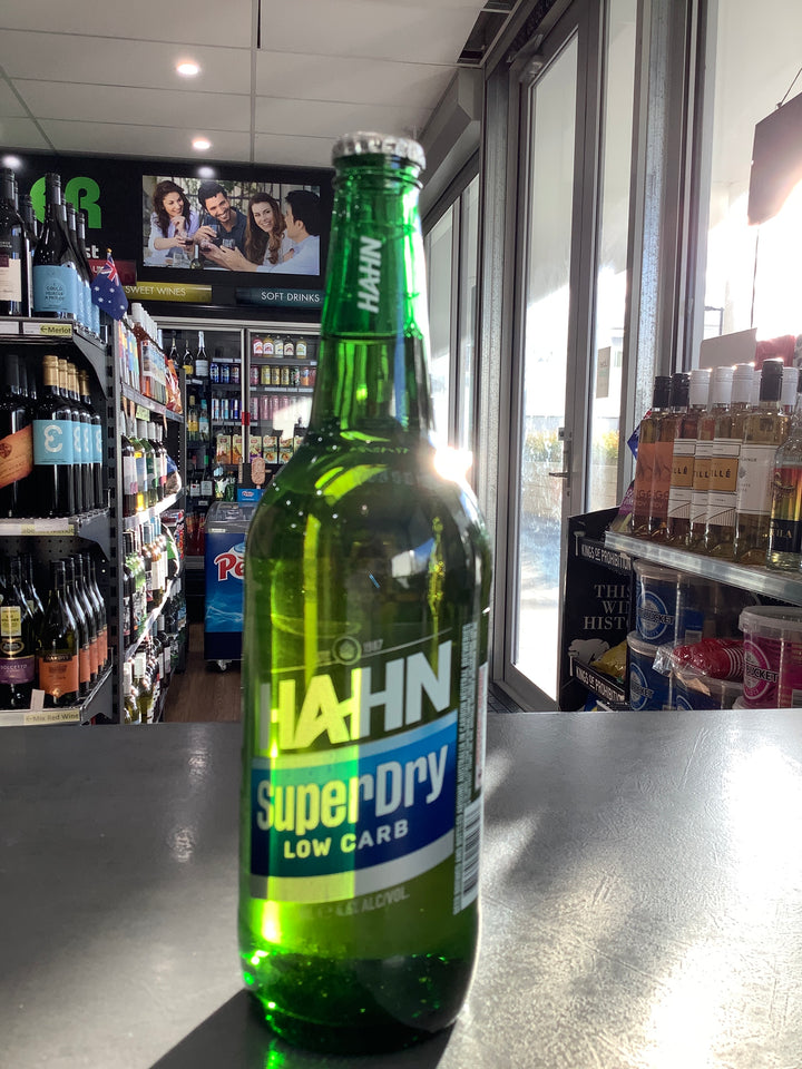 Hahn SuperDry Low Carb 4.6% Alcoholic 700ml